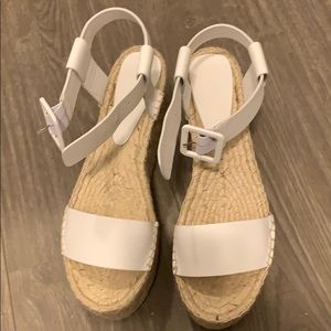 Vince sandals size 9